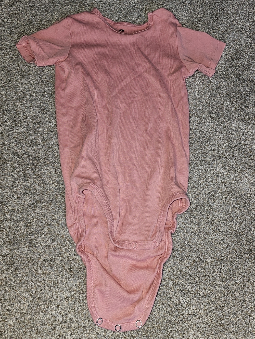 NEW H&M White Organic Cotton Short Sleeve Bodysuit Size 3 - 4